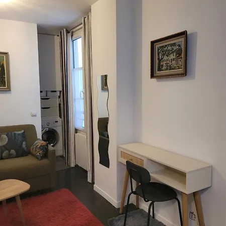 Apartment Calme Proche Montmartre Et Batignolles - Metro 13 Et 14