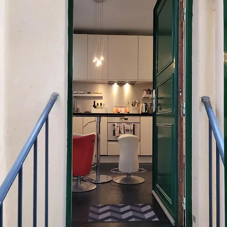 Calme Proche Montmartre Et Batignolles - Metro 13 Et 14